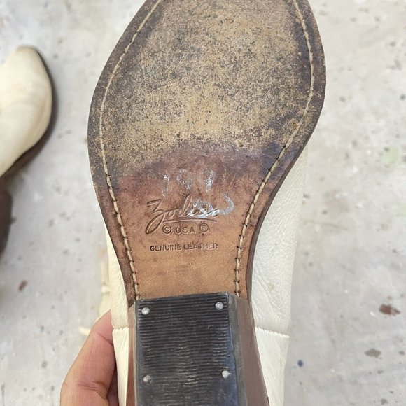 Vintage 70’s Zodiac Western Boots Cream Suede Silver Concho Beaded Fringe 8.5 - Picture 3 of 7
